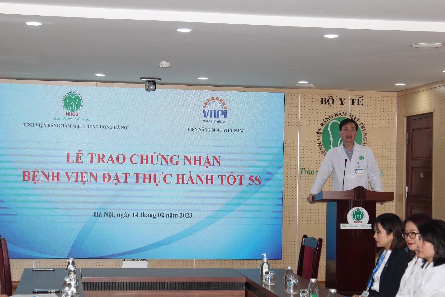 PGS.TS. Nguyễn Quang Bình, phó Giám đốc bệnh viện phát biểu tại buổi lễ